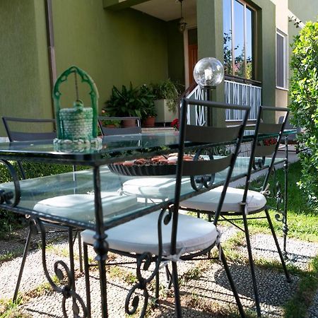 Appartamento Casa Vacanze Enjoy Asyż Zewnętrze zdjęcie